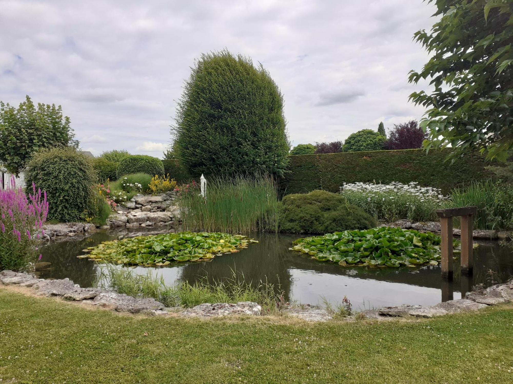 Le Plan D'Eau Villa Civray-de-Touraine Exteriör bild